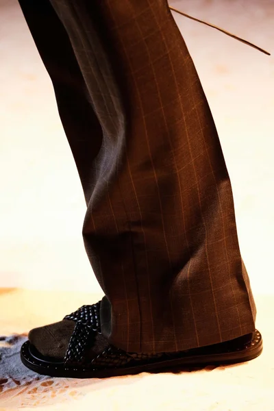 Look 2